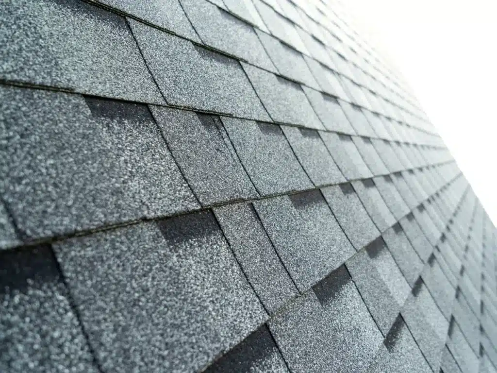 asphalt-shingles-close-up